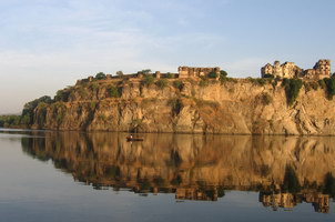 Bhainsrorgarh Fort