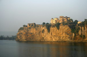 Bhainsrorgarh Fort