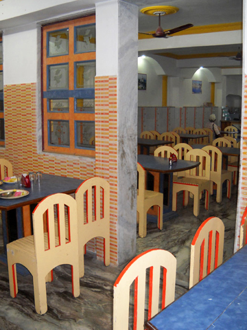 Restaurant, Hotel Amber Plaza, Chittorgarh