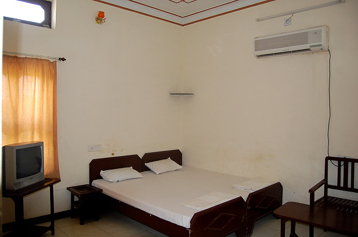 Room at Hotel Ram Rakhi, Chittorgarh