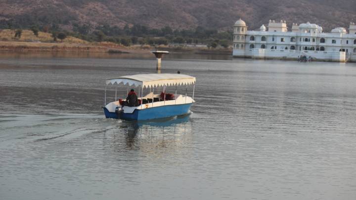 Lake Nahargarh Palace, Chittorgarh - A jüSTa Resort Activities Boating