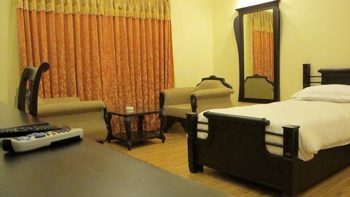 Lake Nahargarh Palace, Chittorgarh - A jüSTa Resort Deluxe Room