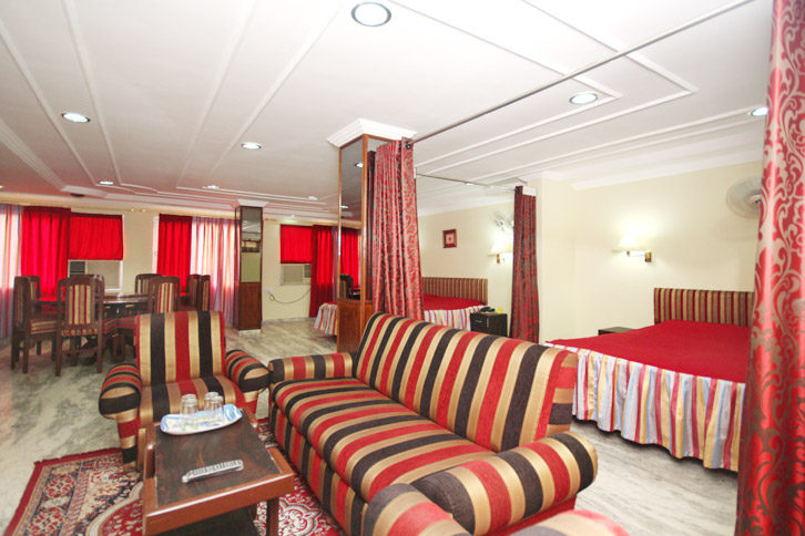 Reception-Hotel-Padmini-Palace