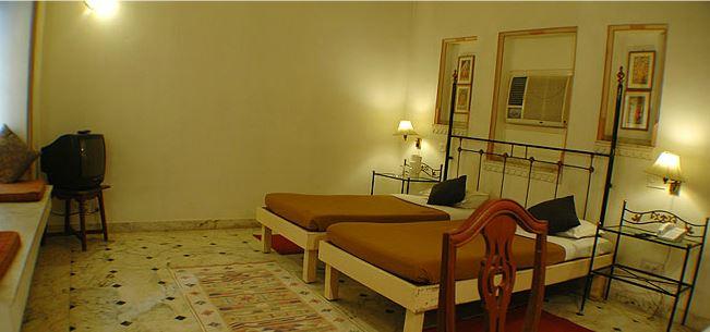 Hotel Ram Pratap Palace, Udaipur