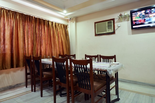 Garden View Hotel Nathdwara Restaurant Photos, Nathdwara