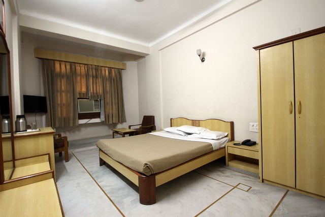 Garden View Hotel Nathdwara Guest Room Photos, Nathdwara