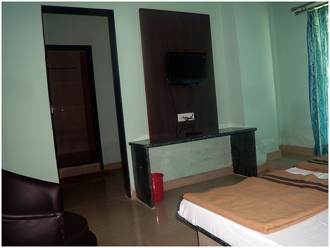 Room at Shree Dwarkesh Hotel, Nathdwara