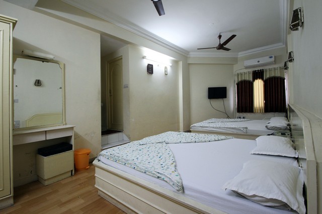 Room at Vandana Hotel, Nathdwara