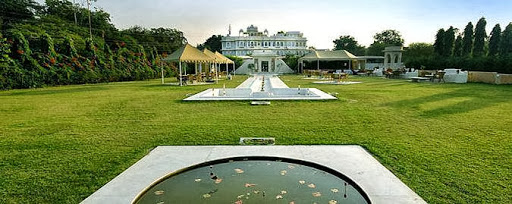 Raaj Bagh Restaurant, Fateh Sagar Lake, Udaipur