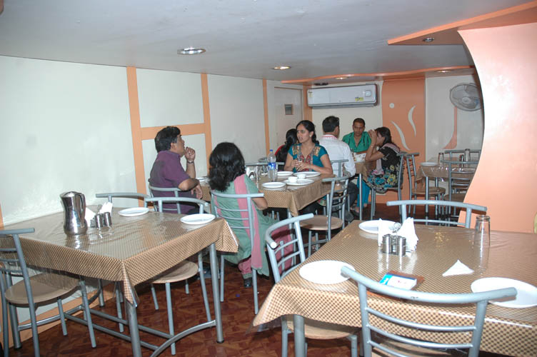 shree venkatesh restaurant, udaipur