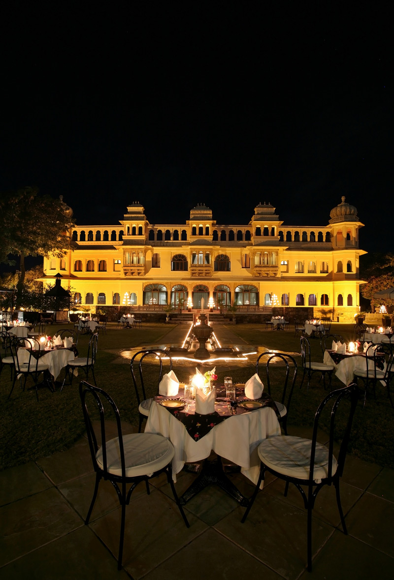 Dining at Fateh Bagh Ranakpur