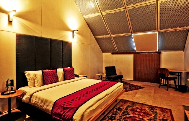 Deluxe Room at Hotel Mana Ranakpur